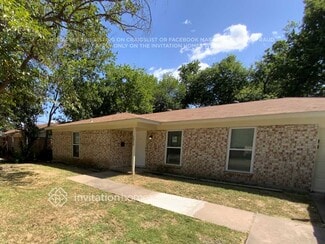 2805 Ladona Dr, Fort Worth, TX 76133