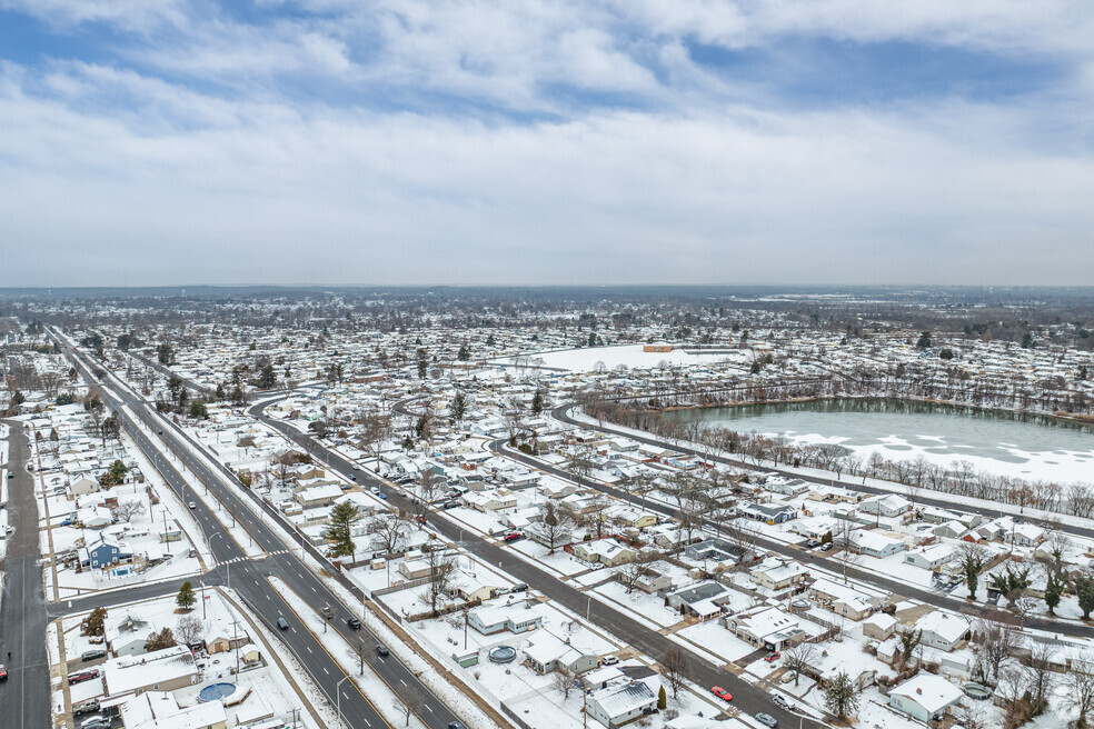 NH_Pinewood_562217_P2_V1_MG_031225
