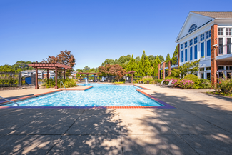 425 Williams Dr, Marietta, GA 30066