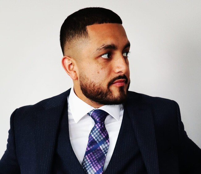 Agent Photo
