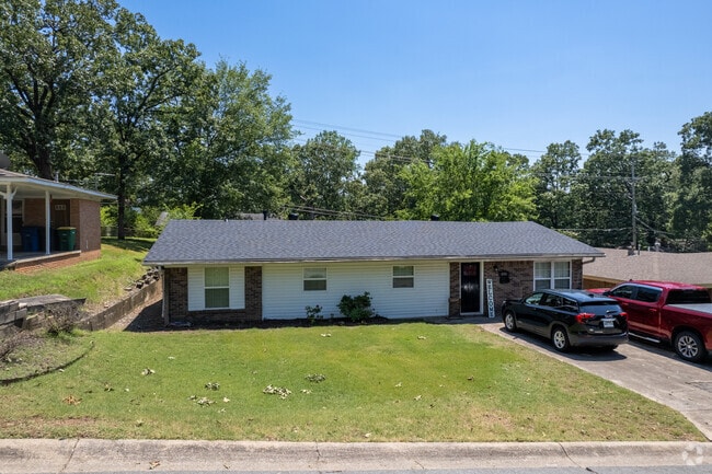 Vinyl paneling and brick are two materials used in many Levy homes.