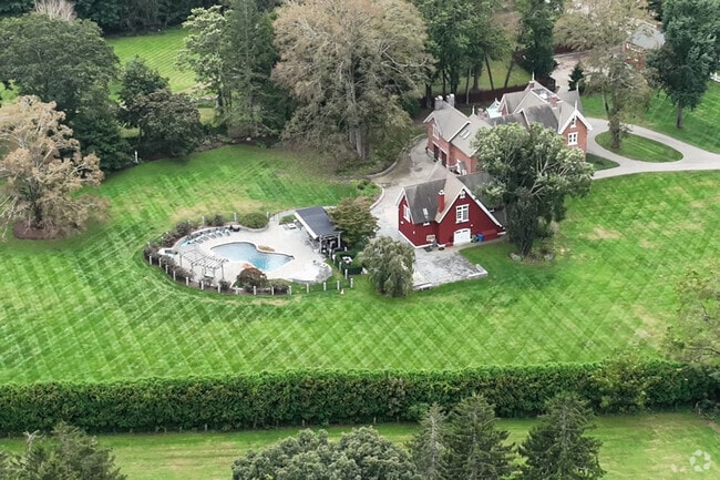 Residents of Middle Haddam take plenty of pride with their lawns.