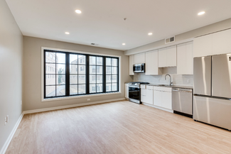 2210 Wisconsin Ave NW Unit 313, Washington, DC 20007