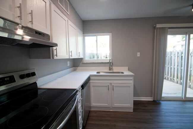 Broad Ripple Trails, Indianapolis, IN 46220 - photo 2