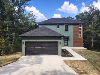 17 Grantham Dr, Bella Vista, AR 72714