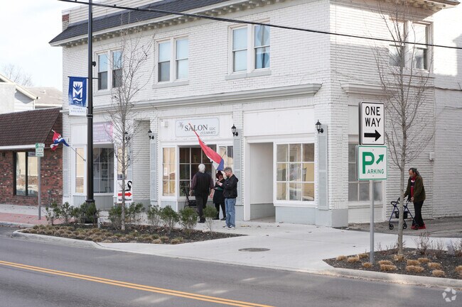 Explore family run mom-and-pop retail shops throughout Middletown nearby Avalon.