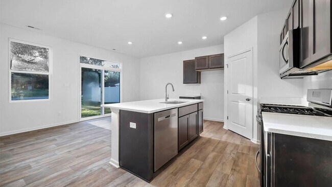 433 Fry St, Hebron, IN 46341 - photo 6