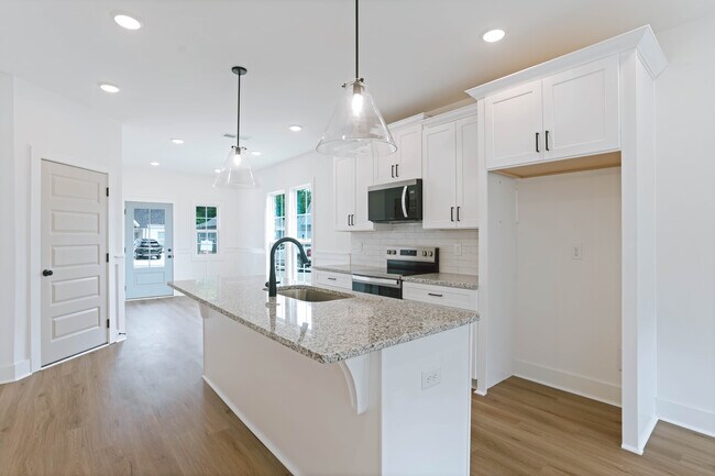 345 Shiloh Creek Dr unit 36465992, Calera, AL 35040 - photo 3