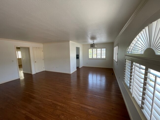 108 Powell Ave unit B, Healdsburg, CA 95448 - photo 3