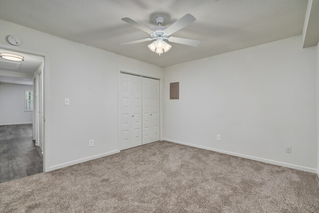 Dogwood - Bedroom