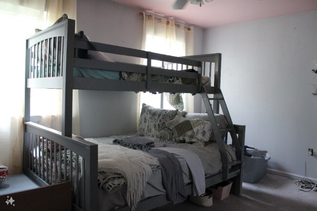 14 Lawson Dr, Huntingdon Valley, PA 19006 - photo 5