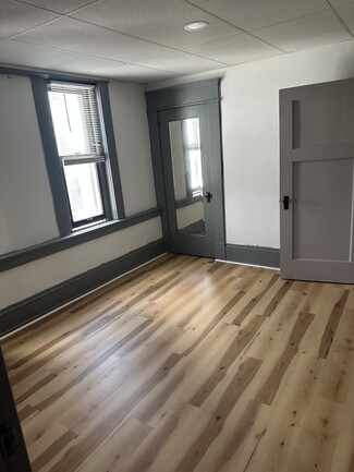 1107 16th Ave Unit 2nd Floor, Altoona, PA 16601