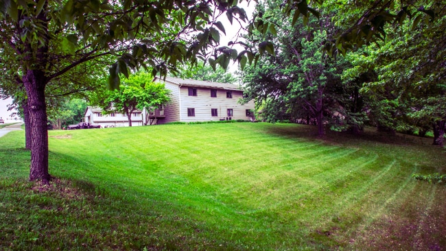 7501 Upper 167th St W, Lakeville, MN 55044 - photo 2