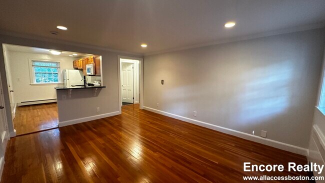 67 Wyman St unit 9, Waban, MA 02468 - photo 7