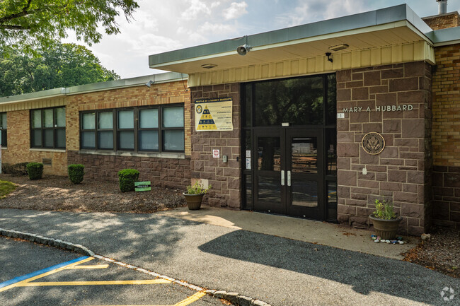 Hubbard Elementary School is a highly rated public school in Ramsey, NJ serving grades K-3.