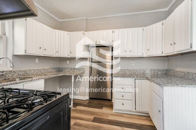 1202 E Fox St, South Bend, IN 46613 - photo 7