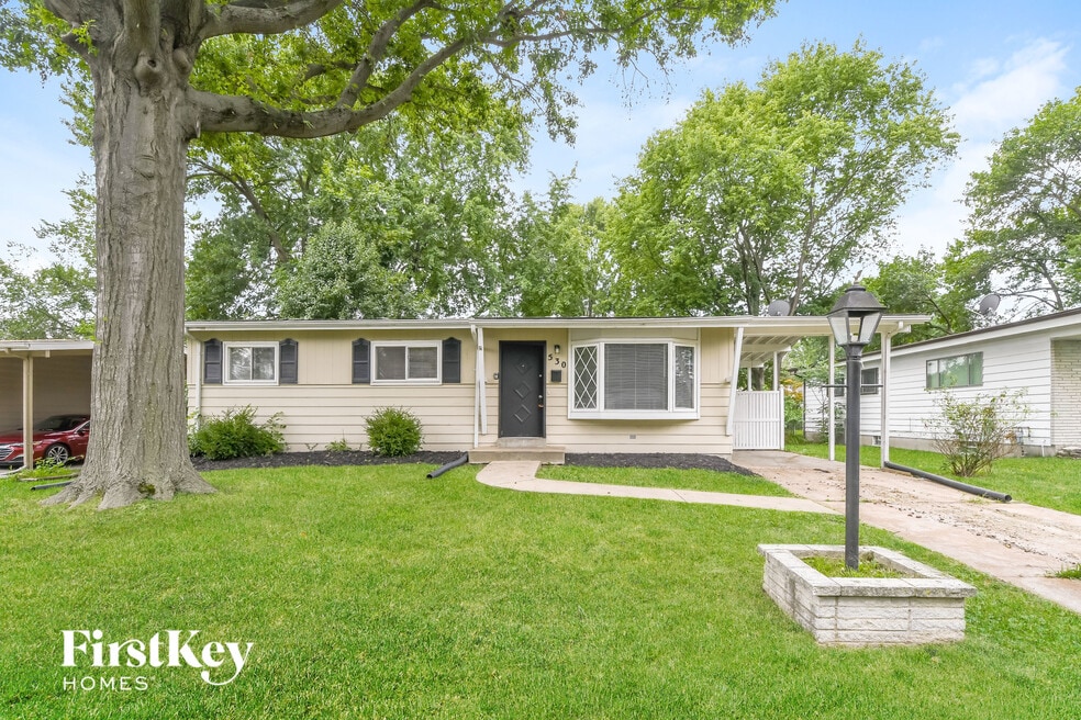 530 Bardot Dr, Florissant, MO 63031 - photo 1