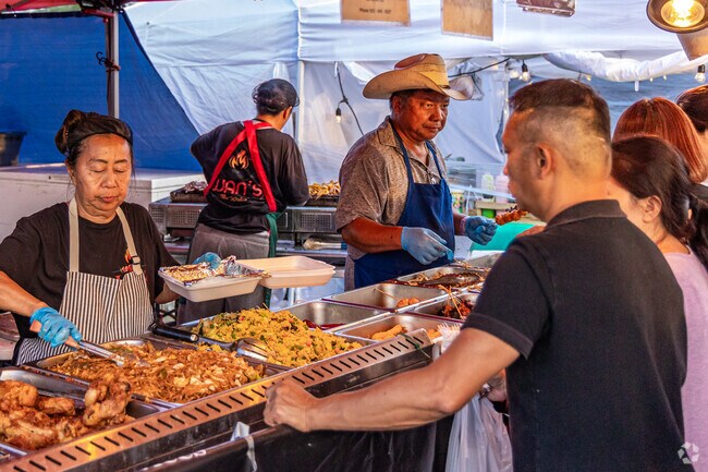 Local Vendors like Wan's Thai Kitchen offer Asian food at the Asian Street Food Market.