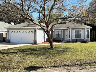 1539 Eddings Grove Ln, Jacksonville, FL 32221