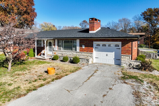 Ranch homes are one of the many styles that can be spotted around Bethalto.