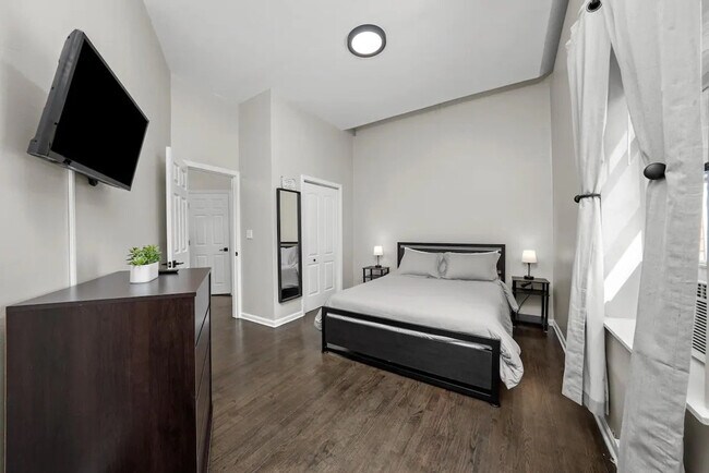 2339 N California Ave unit ID1032031P, Chicago, IL 60647 - photo 4