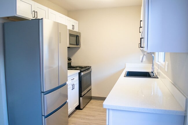 The Valley Apartments, Dublin, CA 94568 - photo 2