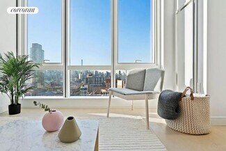 29-11 Queens Plaza N, Queens, NY 11101