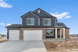 3033 W 2600 N, Clinton, UT 84015