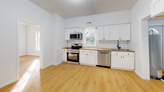 235 N Lexington Ave, Springfield, MO 65802 - photo 2