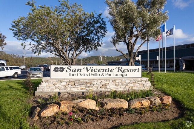 San Vicente Resort The Oaks Grill & Par Lounge in San Diego Country Estates is a popular place.