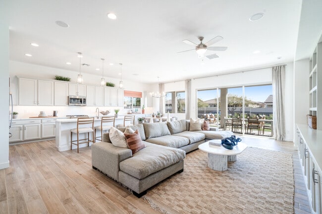 17700 W Star Point Dr unit 36473366, Goodyear, AZ 85338 - photo 6