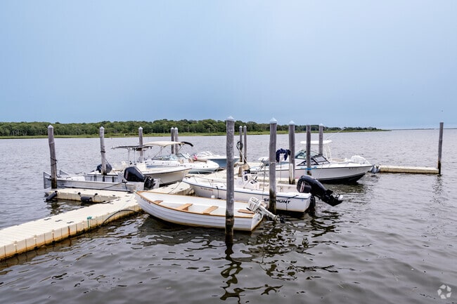 Spend a day on the water from East Quogue Marine Park’s public boat ramp.
