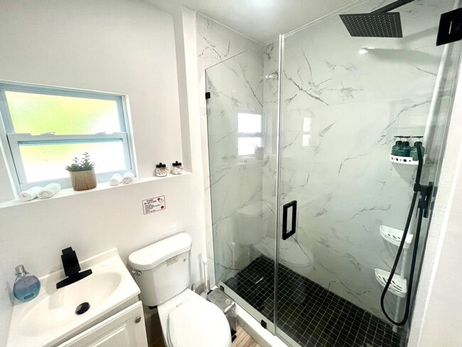 834 NE 14th Ave unit ID1369649P, Fort Lauderdale, FL 33304 - photo 6