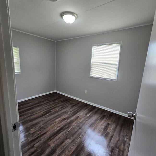 1222 Canfield Ave, Memphis, TN 38127 - photo 4