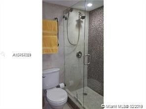 250 174th St, Sunny Isles Beach, FL 33160