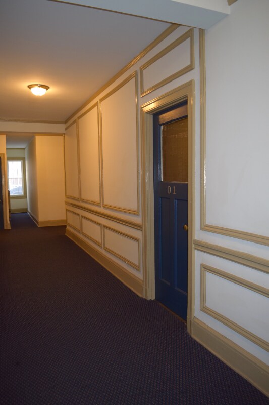 103 W 39th St unit D1, Baltimore, MD 21210 - photo 2