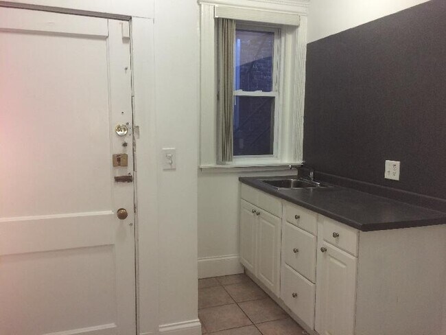 39 Hemenway St unit 12, Boston, MA 02115 - photo 2