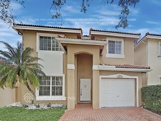 16312 SW 102nd St, Miami, FL 33196