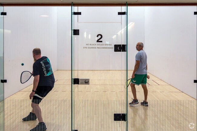 Modern amenities at Eagle Point Recreation Center enhance daily life near the charming Tichy neighborhood.