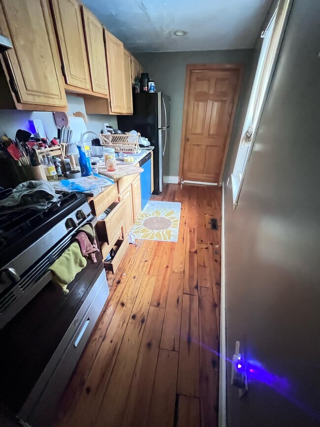 8 Sewall St unit T, Roxbury Crossing, MA 02120 - photo 2