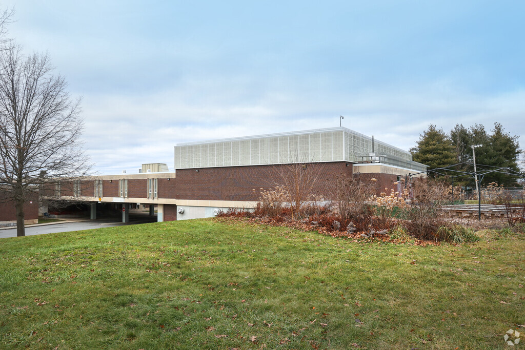 Henry J. Robinson Middle School gets an A rating from Nitch for diversity.