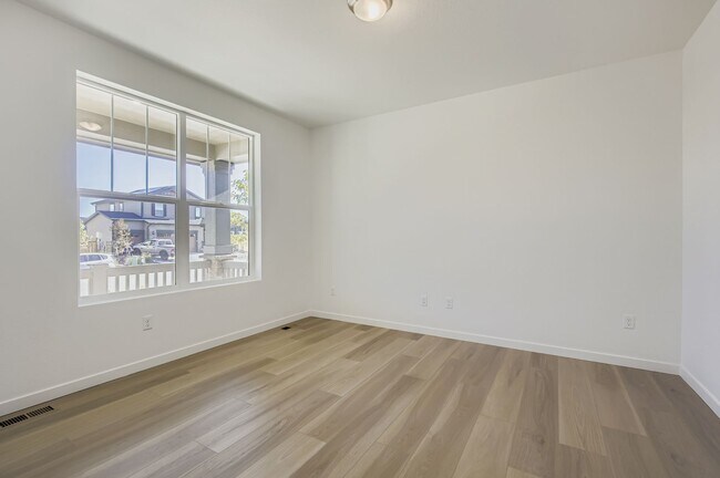 4268 Shirley Dr, Johnstown, CO 80534 - photo 7