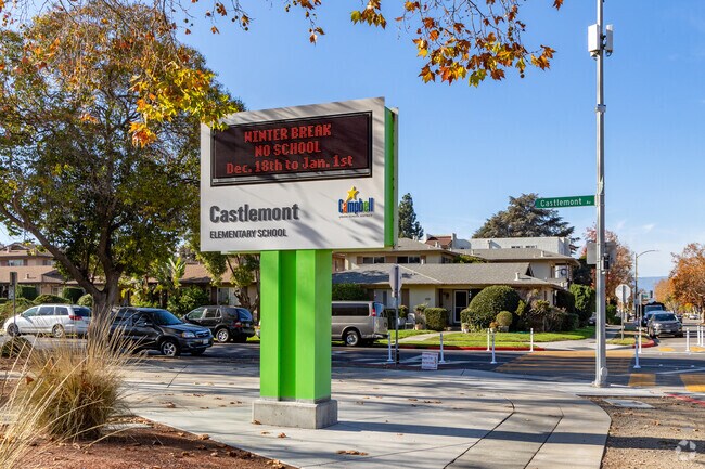 Castlemont Elementary School is a highly rated school in San Jose.