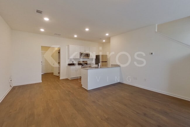 226 Long Is Dr, Cartersville, GA 30120 - photo 3