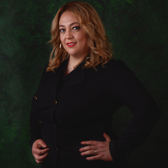 Agent Photo