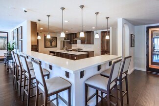 6245 Kantor St, San Diego, CA 92122