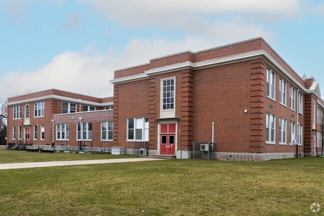 The student-teacher ratio at McManus Middle School is 10 to 1.