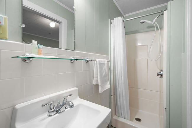 8 Traynor St unit 6, Old Orchard Beach, ME 04064 - photo 5