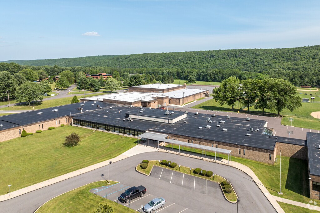 According to state test scores, Weatherly Elementary/Middle School 17% of students are at least proficient in math and 57% in reading.