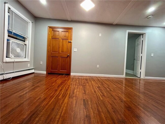 36 Highland St, Pawtucket, RI 02860 - photo 7